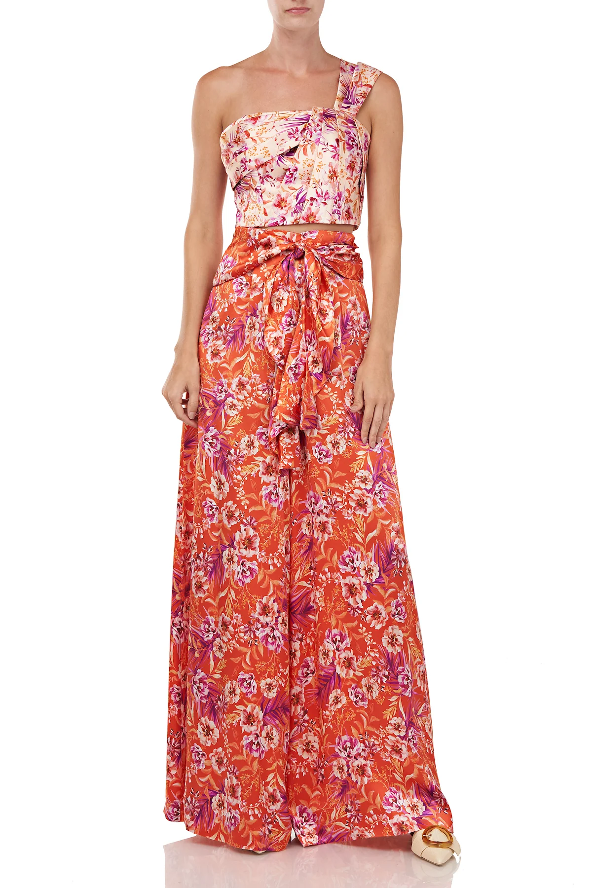 Madame Top - Image 4