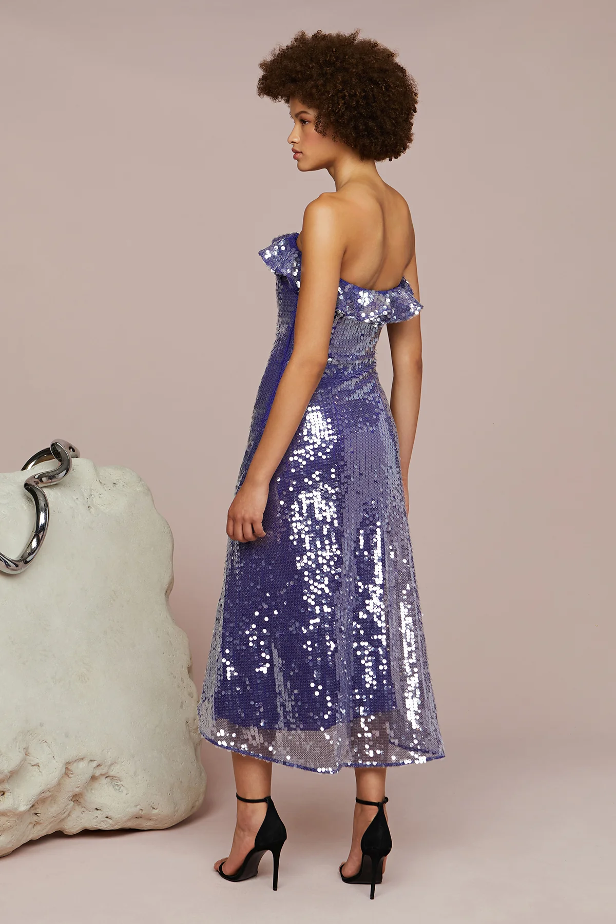 Braeylnn Mesh Sequin Midi - Image 7