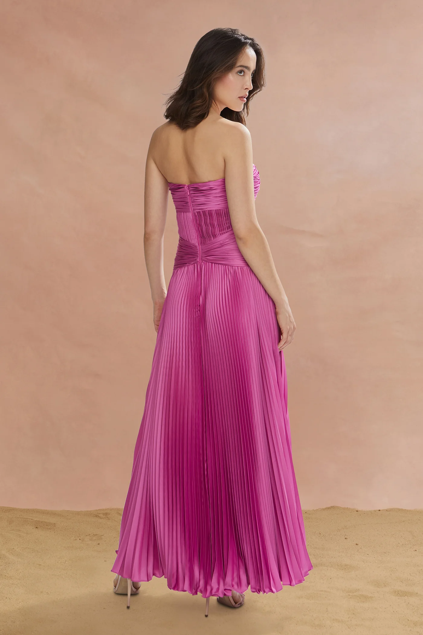 Del Gown - Image 2