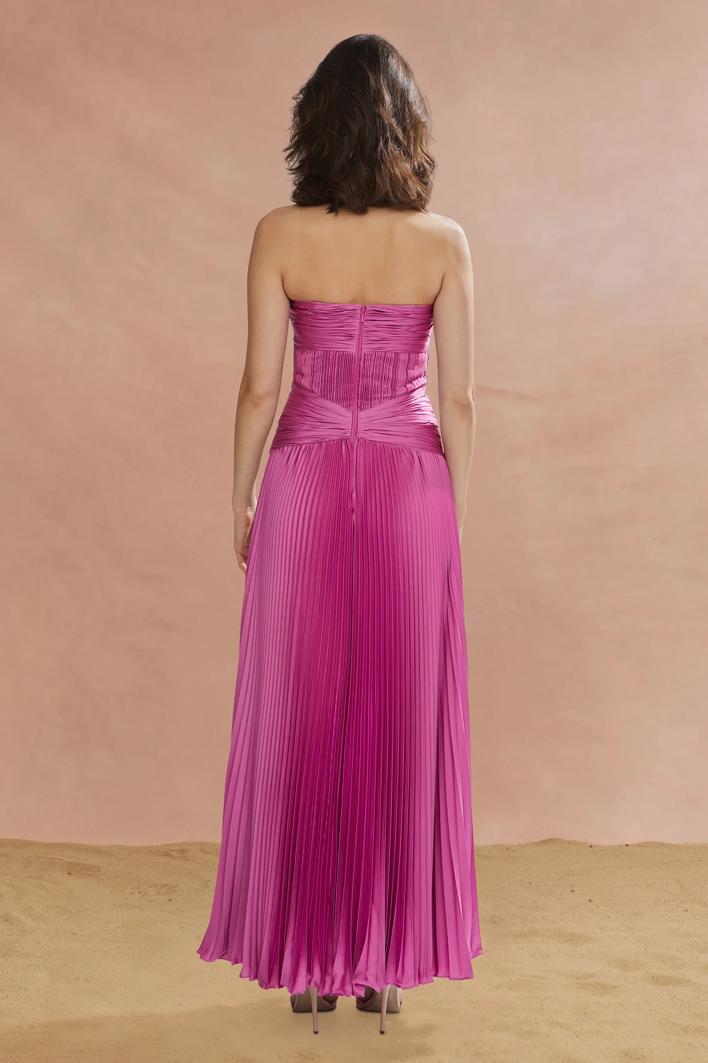 Del Gown - Image 8