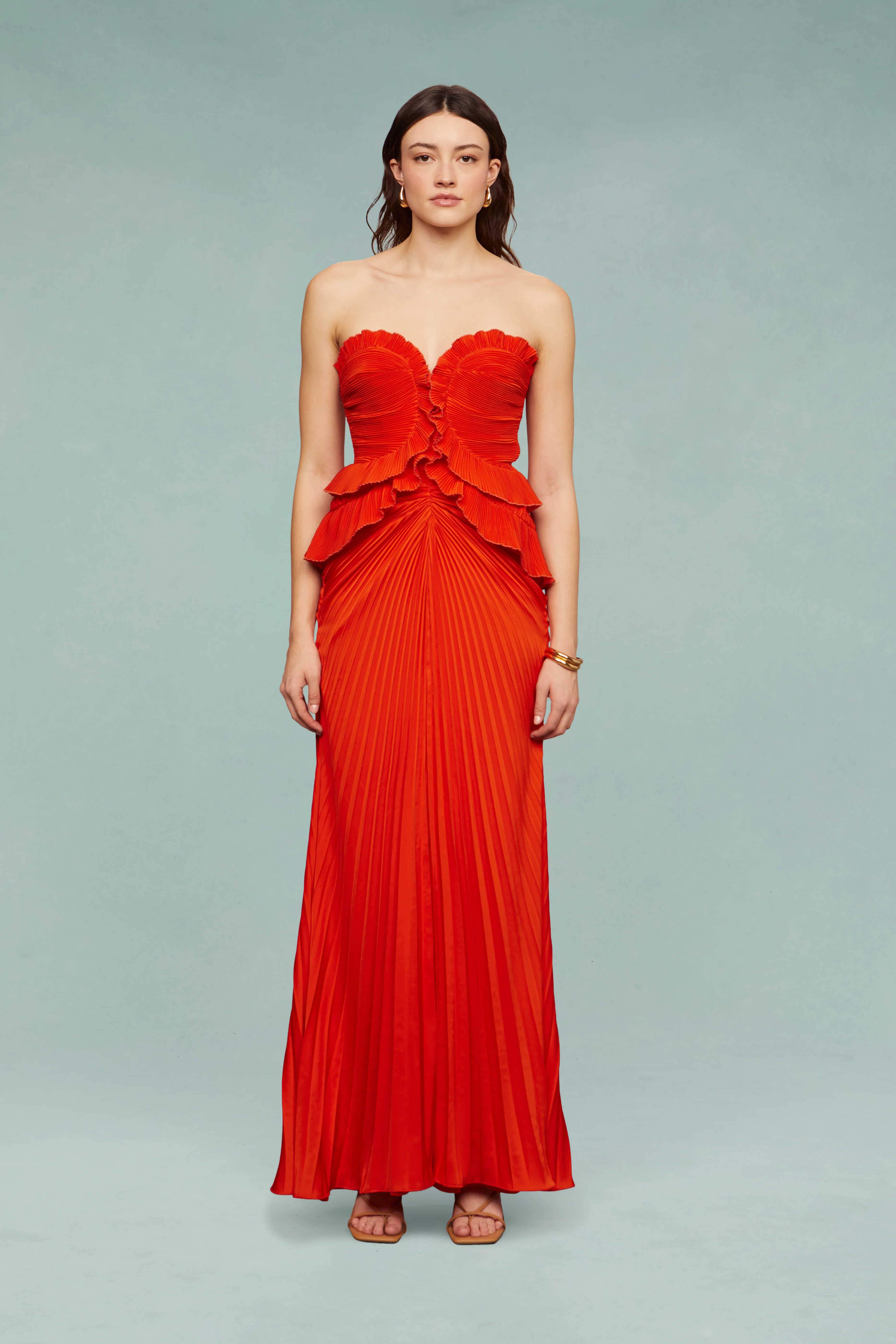 Isabell Sweetheart Neck Gown