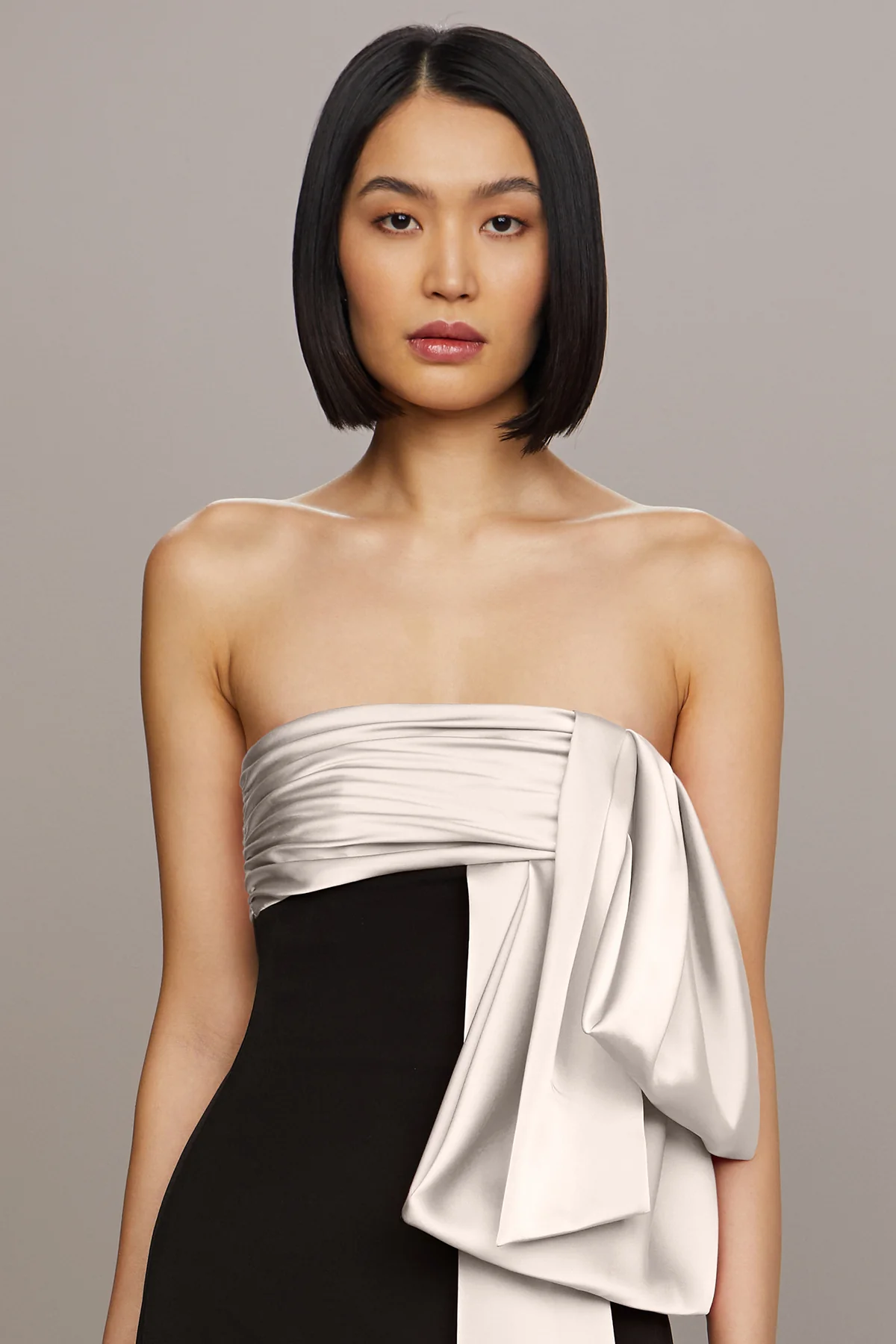 Melodie Bow Gown - Image 4