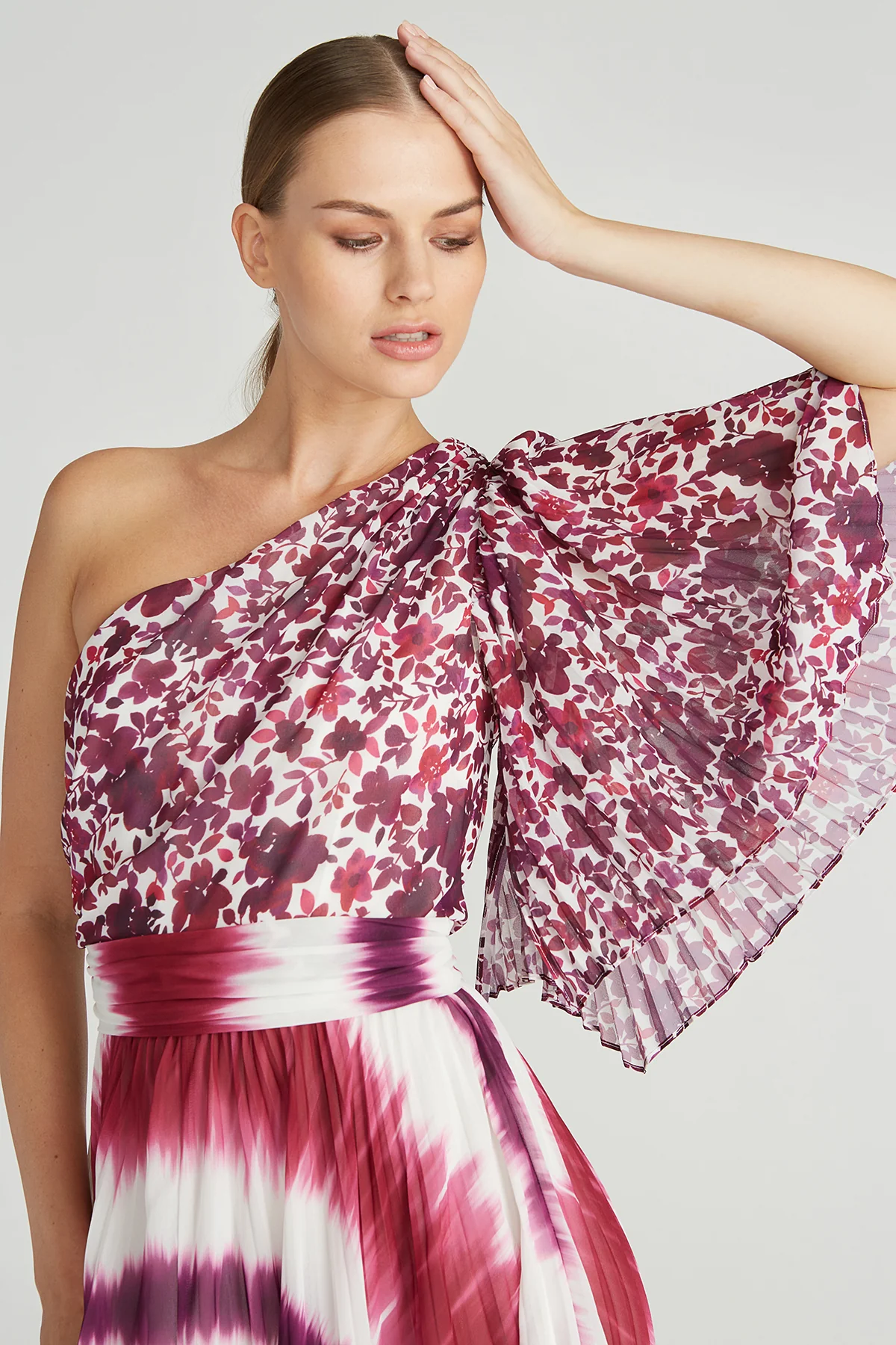 Saanvi One Shoulder Dress - Image 6