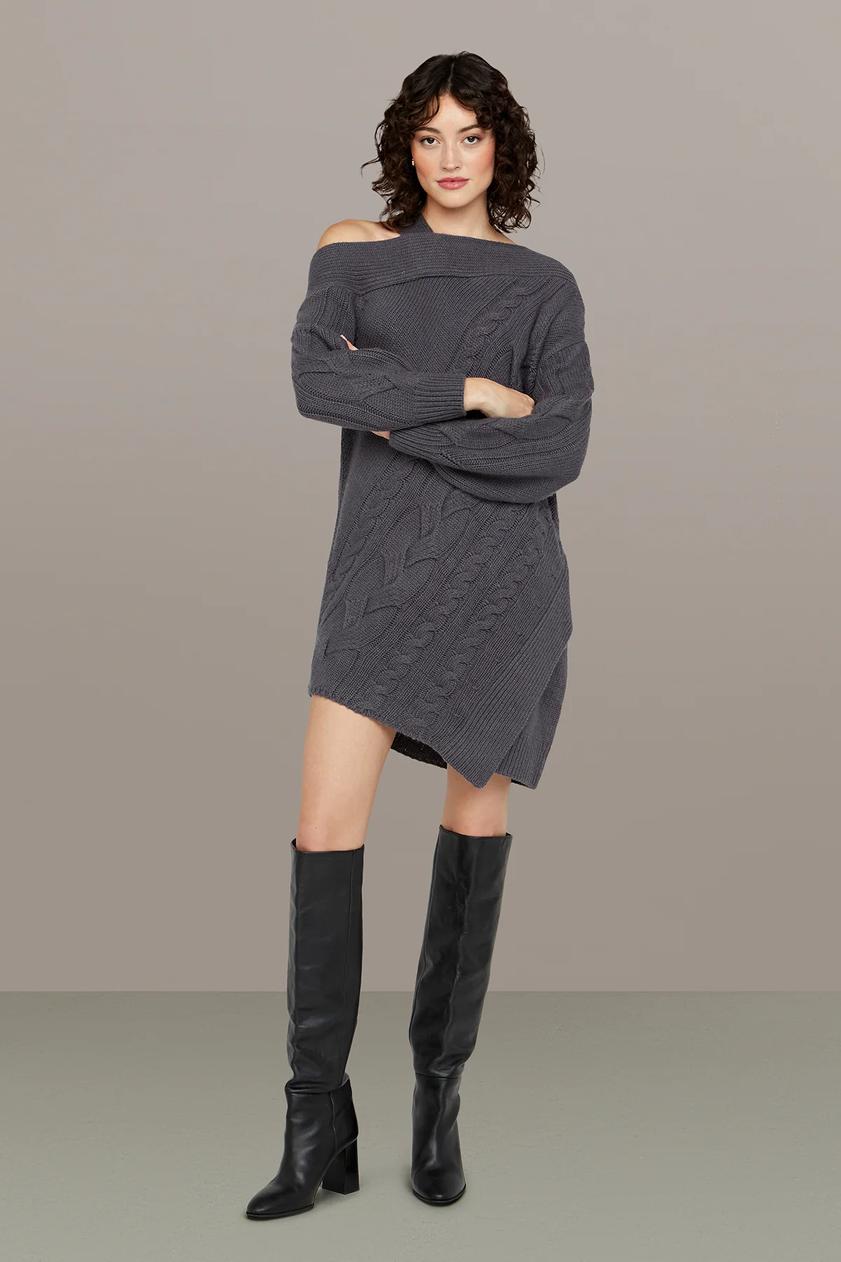 Salem Oversized Knit Dress - Image 5