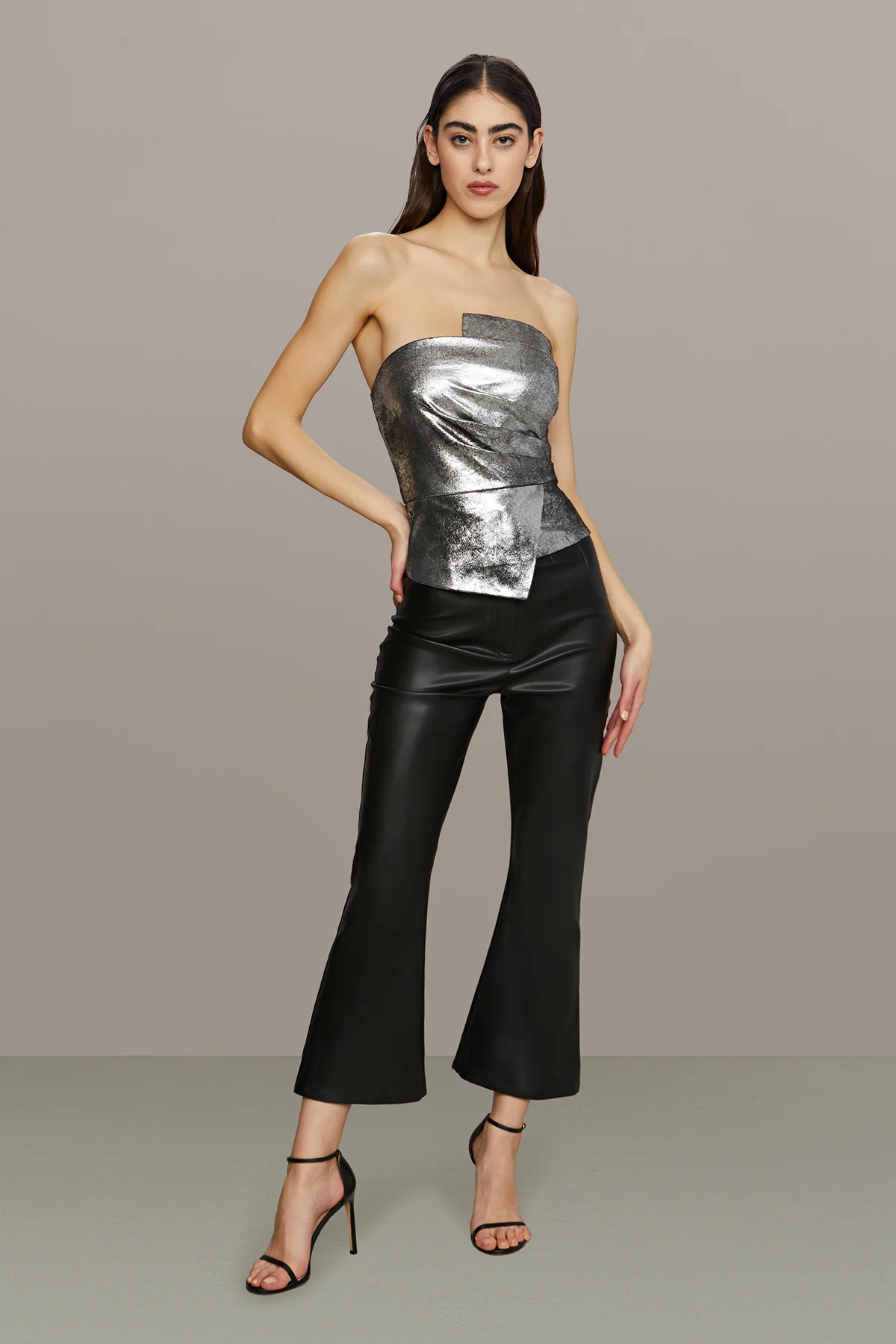 Vallan Leather Crop - Image 3